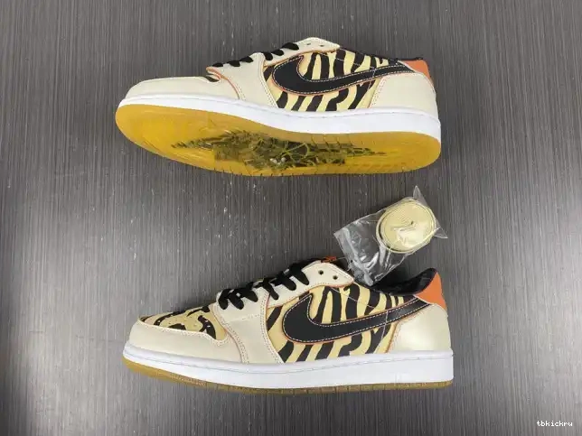 Reps TBkick DH6932-100 Jordan Low 1 Tiger of OG Year Air the 0525